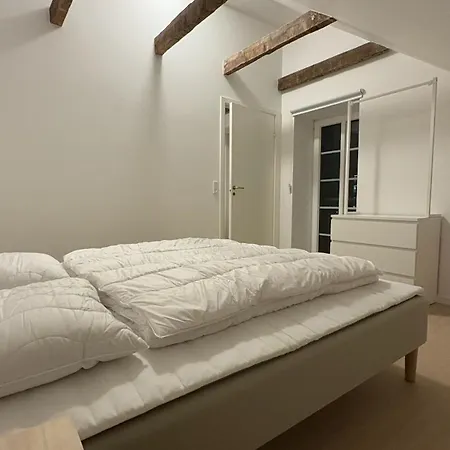 Leiti Rentals Διαμέρισμα Έσμπιεργκ